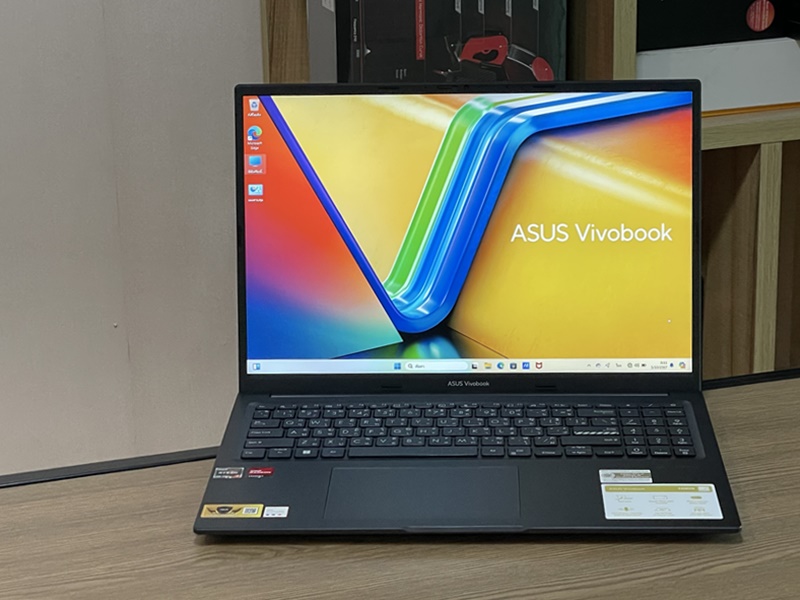 Asus Vivobook 16 M1605YA-MB726WF