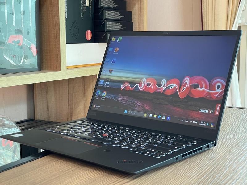 Lenovo ThinkPad X1 Carbon G6