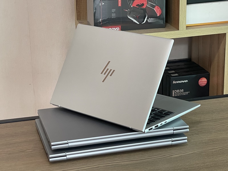 HP EliteBook 830 G10