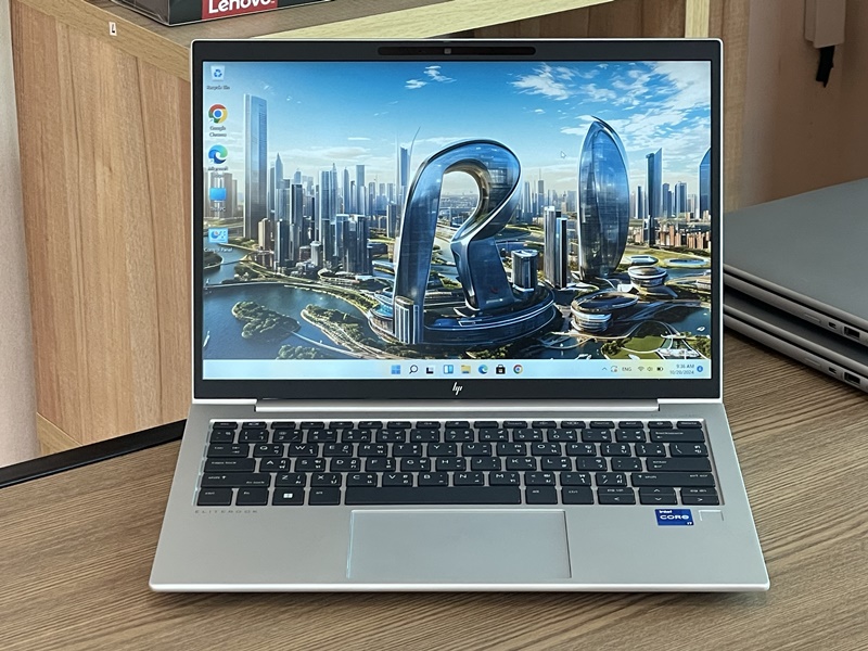 HP EliteBook 830 G10