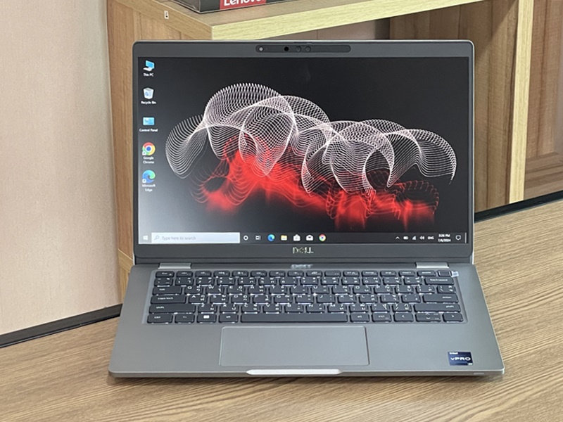 DELL Latitude 5330