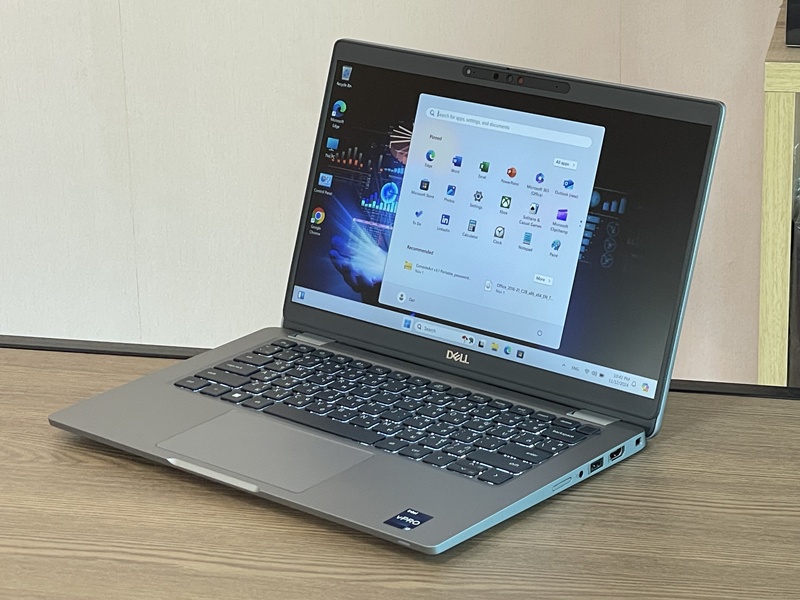 DELL Latitude 5330