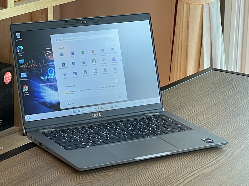 DELL Latitude 5330