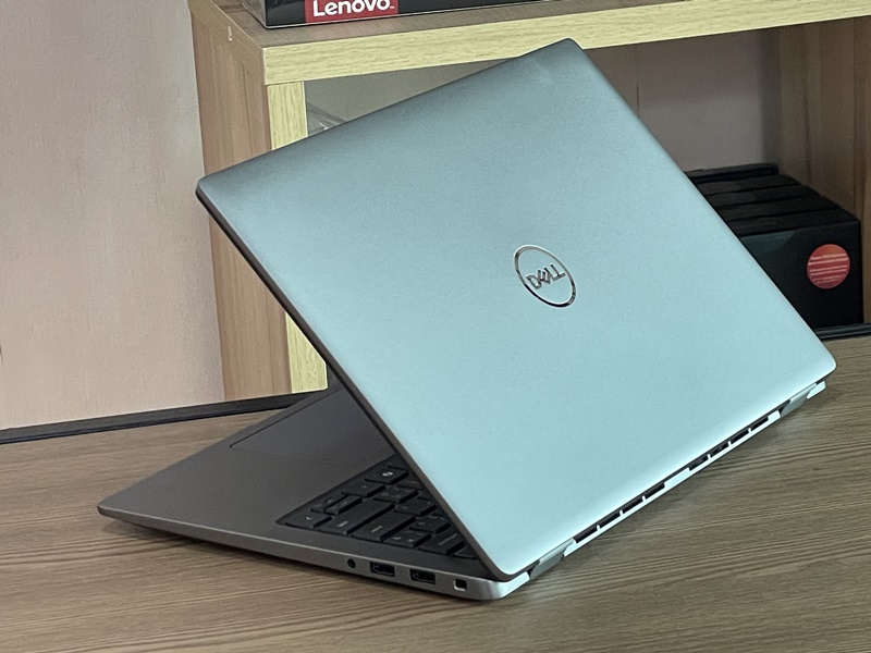 Dell Latitude 7450