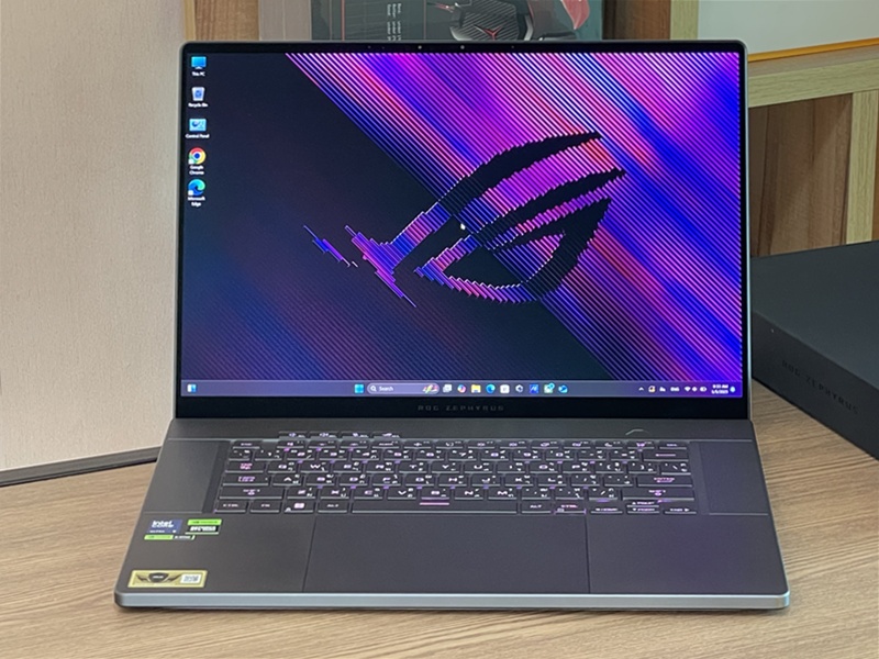 Asus ROG Zephyrus G16 GU605MV-QR198WS