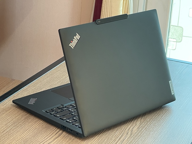 Lenovo ThinkPad X13 Gen4