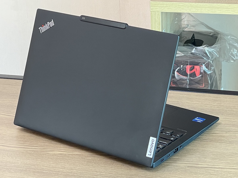 Lenovo ThinkPad X13 Gen4