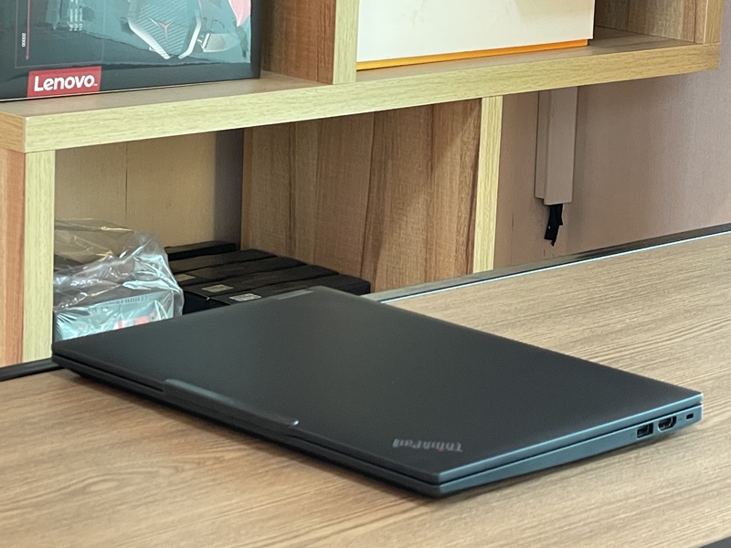 Lenovo ThinkPad X13 Gen4