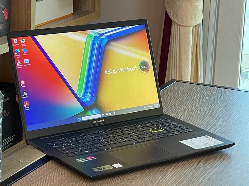 Asus Vivobook 15 OLED D513UA