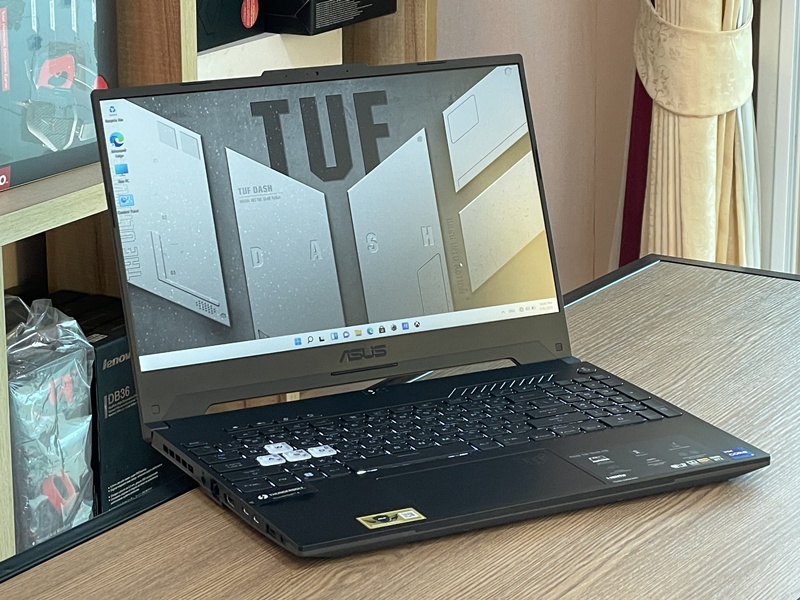 Asus TUF Gaming Dash F15 FX517ZC