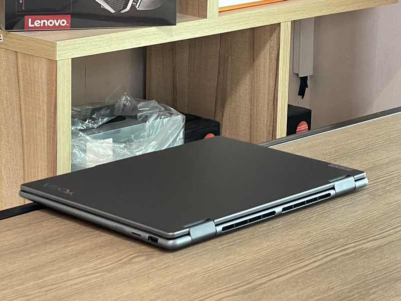 Lenovo Yoga 7i 14IRL8