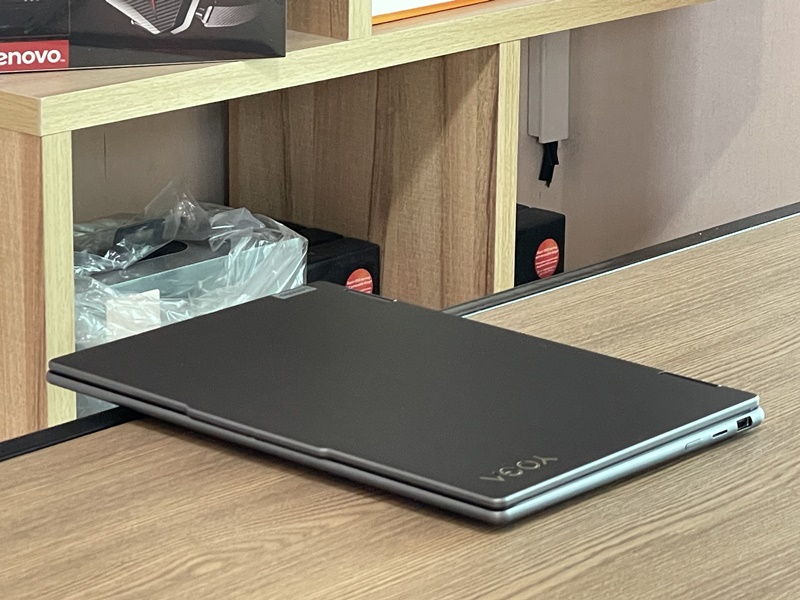 Lenovo Yoga 7i 14IRL8