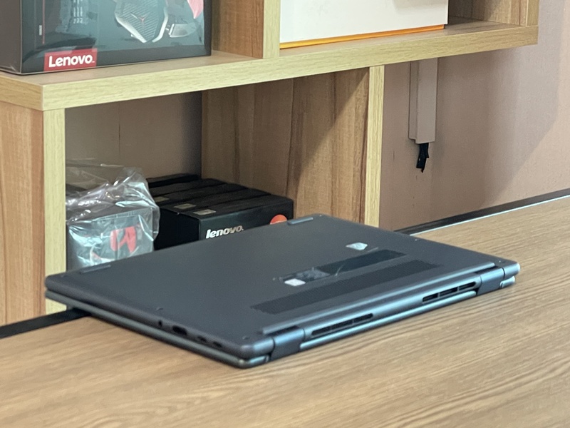 Lenovo Yoga 6 13ABR8