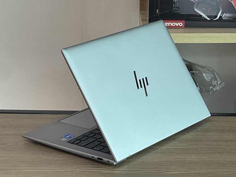 HP ZBook Firefly 14 G10