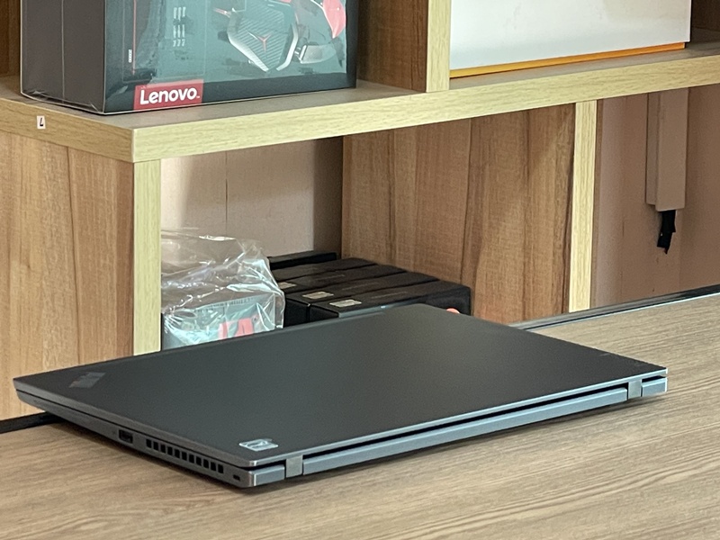 Lenovo Thinkpad T14s G2