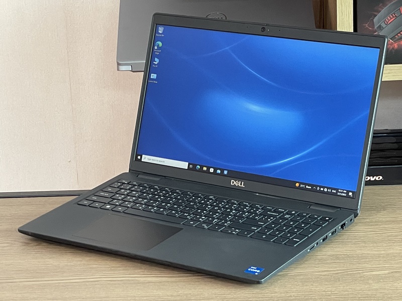 DELL Latitude 3520