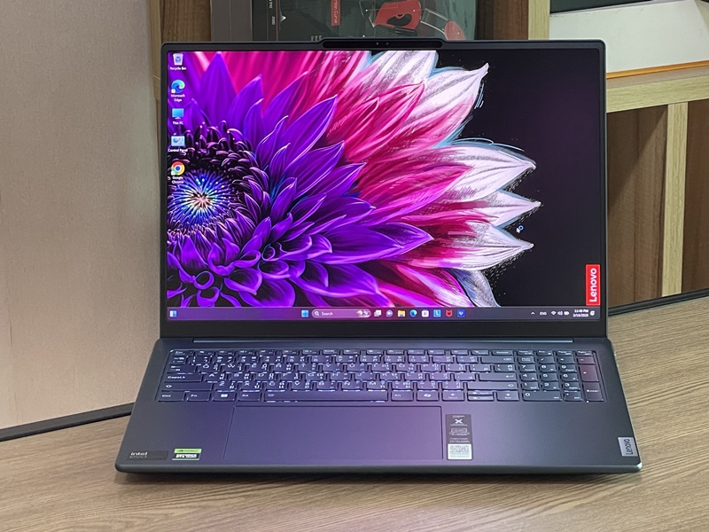 Lenovo Yoga Pro 9 16IMH9 CTO