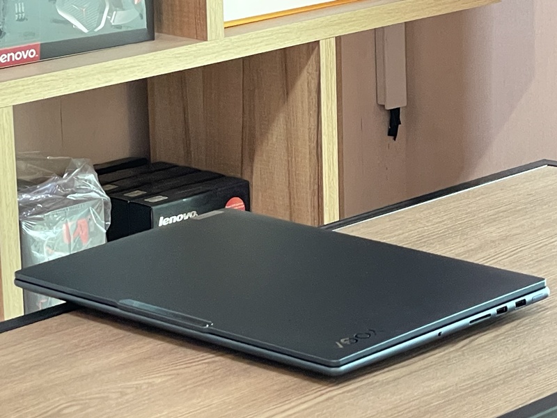 Lenovo Yoga Pro 9 16IMH9 CTO