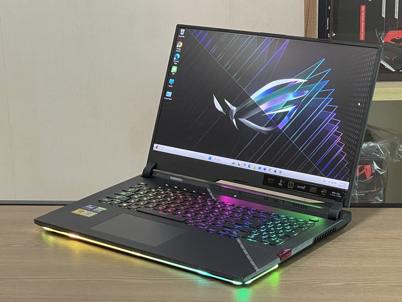 Asus ROG Strix Scar 17 G743ZW-LL161W