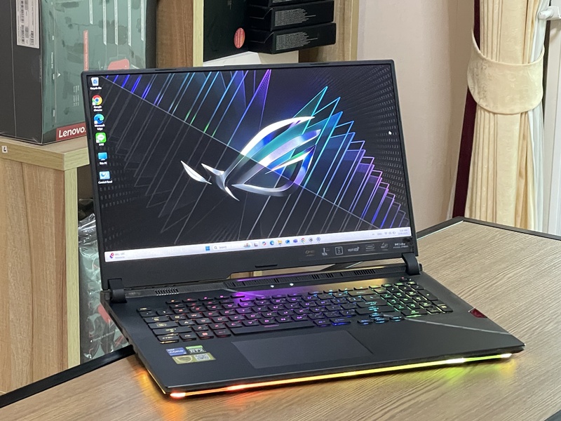 Asus ROG Strix Scar 17 G743ZW-LL161W