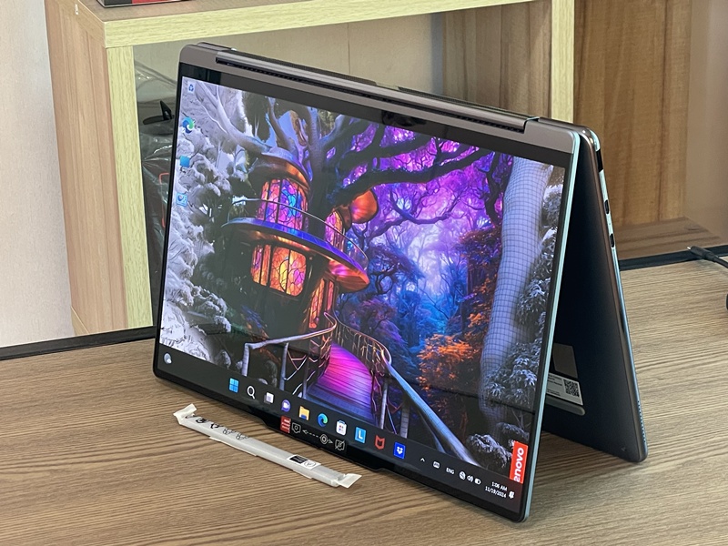 Lenovo Yoga 9 2-in-1 14IMH9