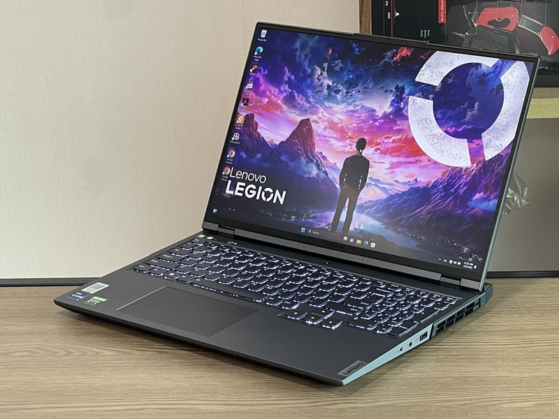 LENOVO LEGION Y9000P IAH7H