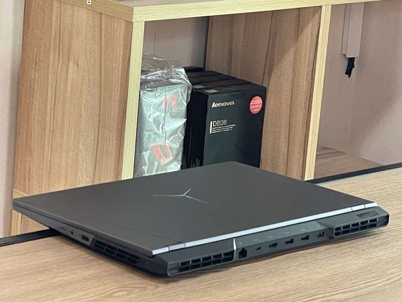LENOVO LEGION Y9000P IAH7H