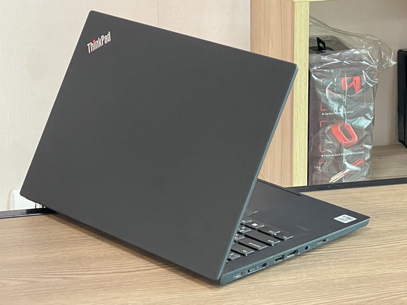 Lenovo Thinkpad T14 G1