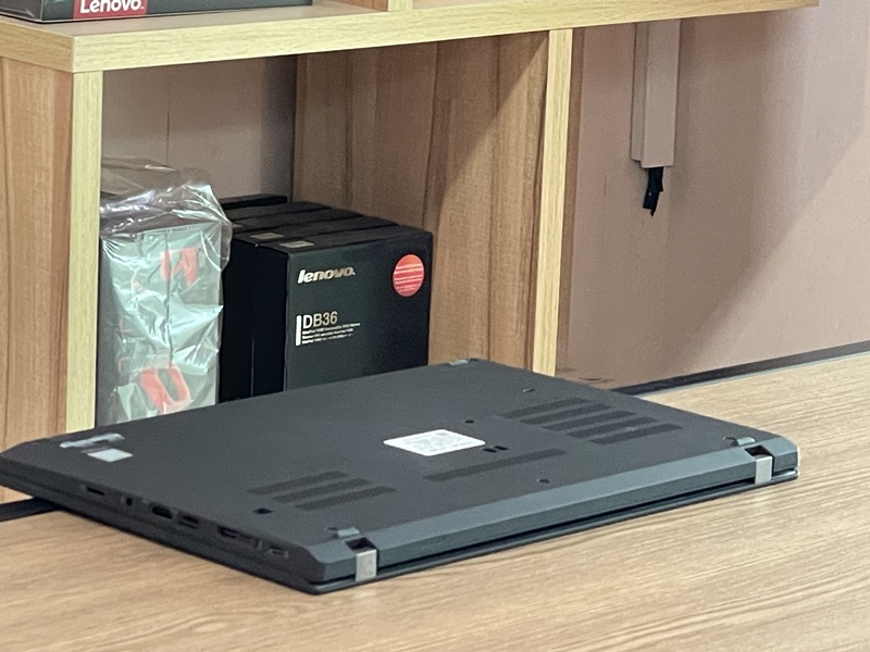 Lenovo Thinkpad T14 G1