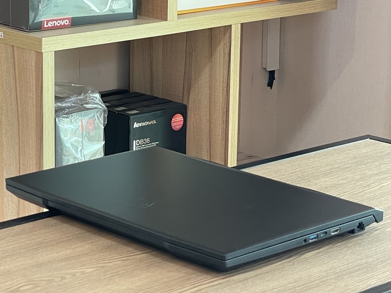 MSI GF76 Katana 12UD-009TH