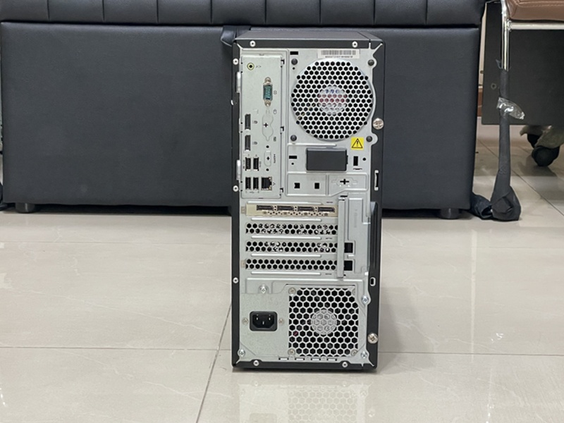 ThinkStation P330 Tower