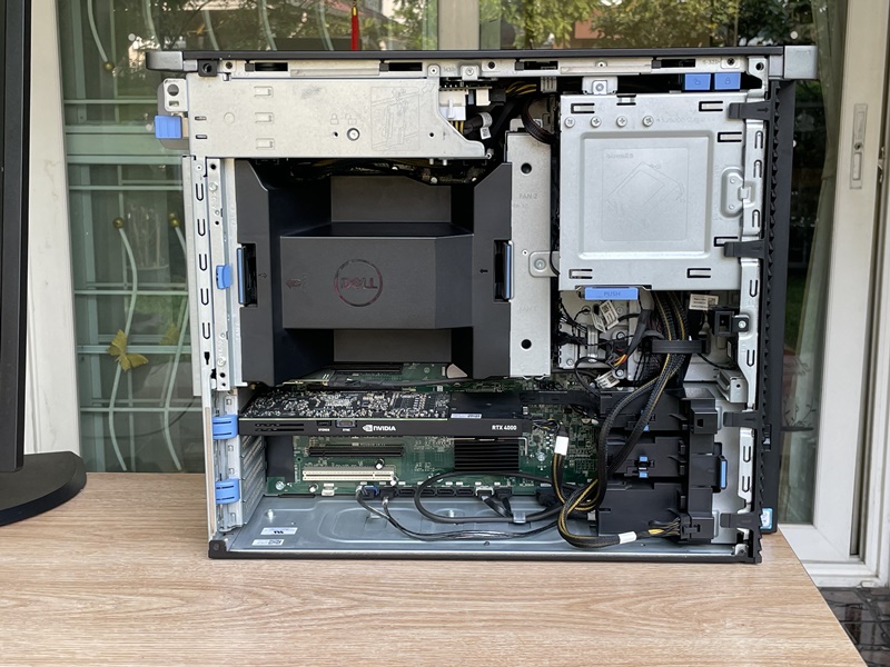 Dell Precision 7820MT