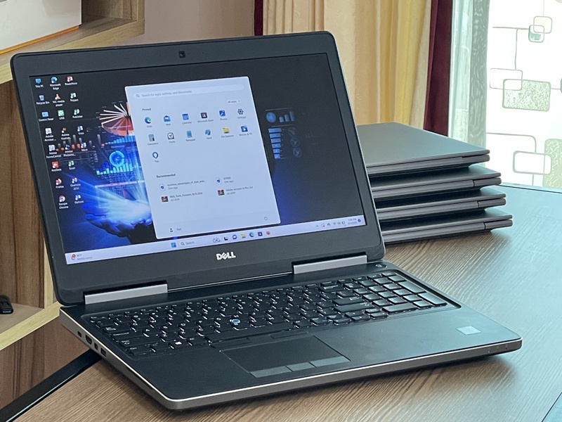 Dell Precision 7520