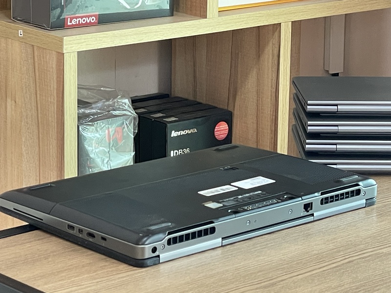 Dell Precision 7520
