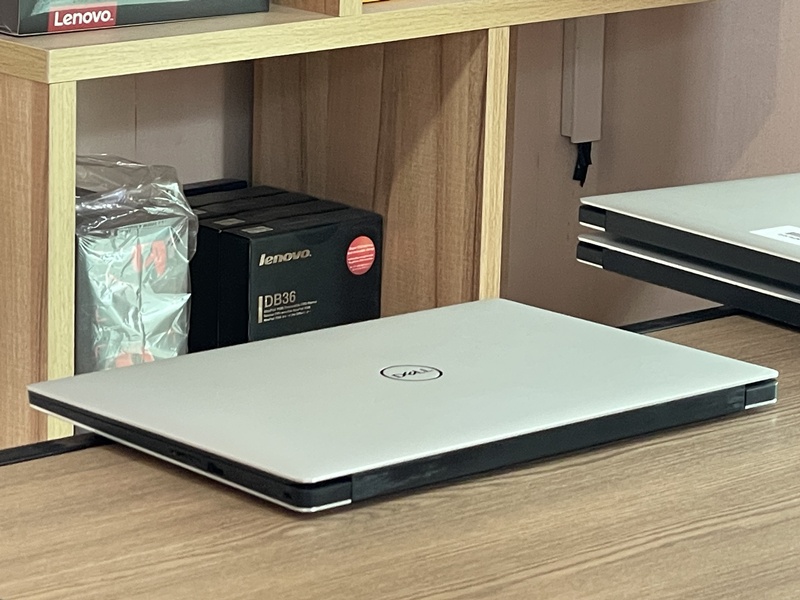Dell Precision 5530