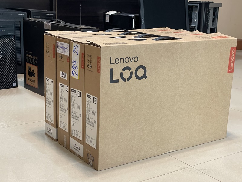 Lenovo LOQ 15IAX9