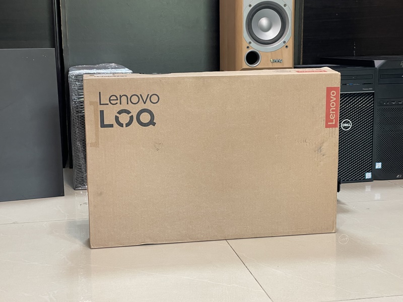 Lenovo LOQ 15IAX9E