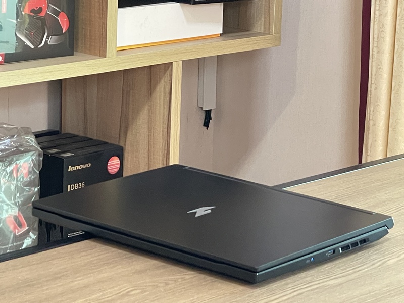 Acer Nitro V 16 ANV16