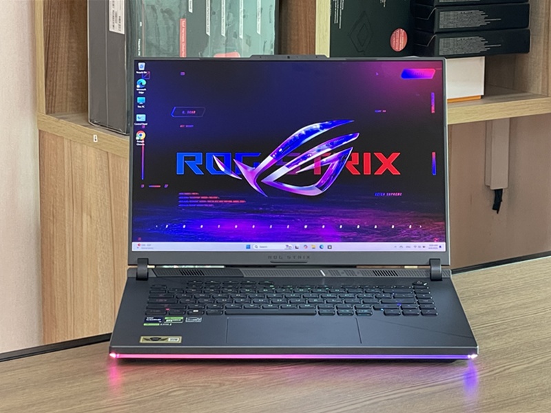 Asus ROG Strix G16 G614PR-RV003W