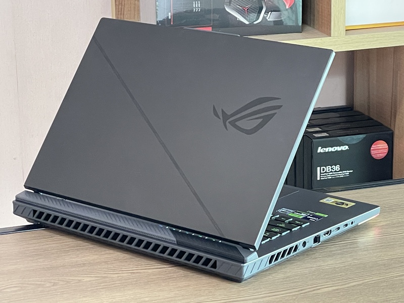 Asus ROG Strix G16 G614PR-RV003W