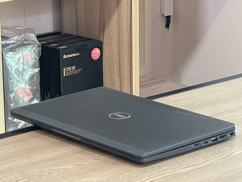 Dell Latitude 7420