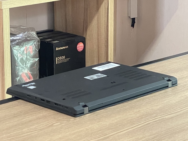 Lenovo Thinkpad T14 G1
