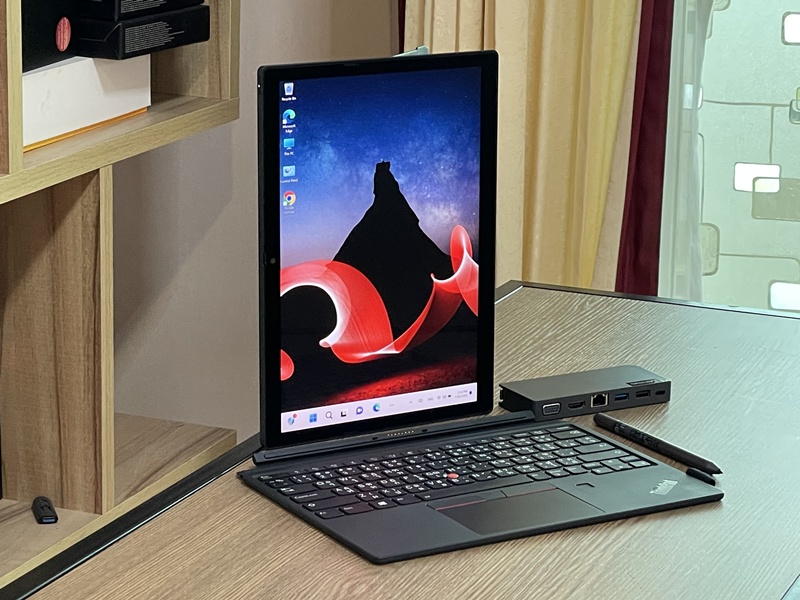 Lenovo ThinkPad X12 Detachable