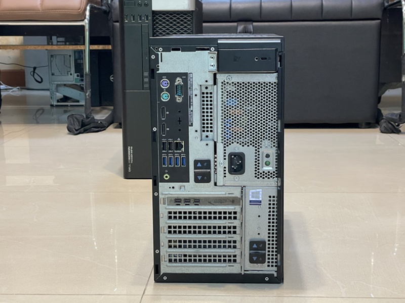 Dell Precision 3630MT