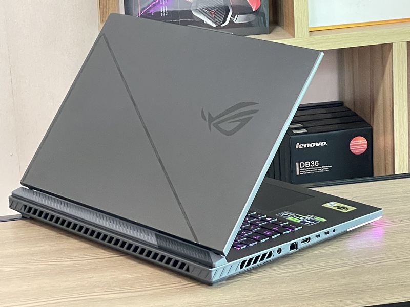 Asus ROG Strix G18 G814JV-N6037W
