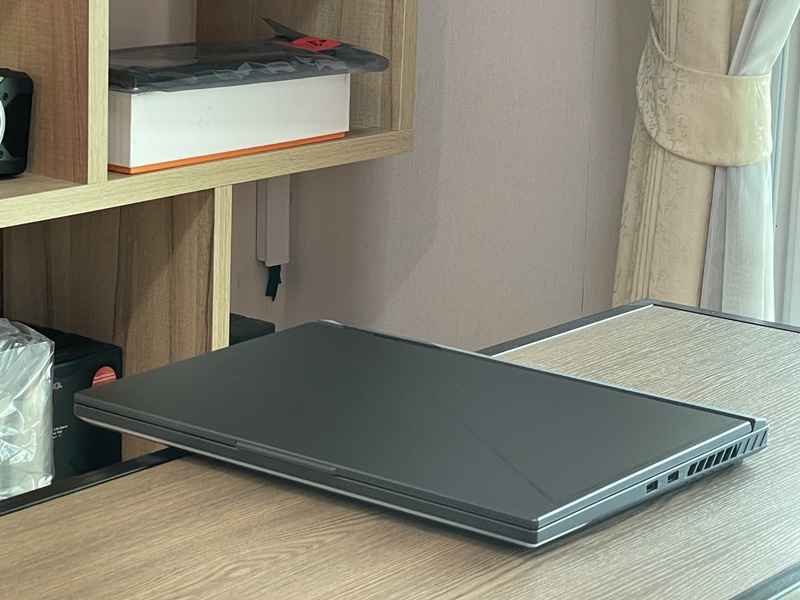 Asus ROG Strix G18 G814JV-N6037W