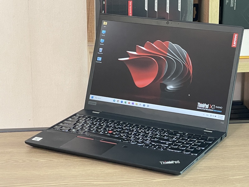 Lenovo Thinkpad T15 G1