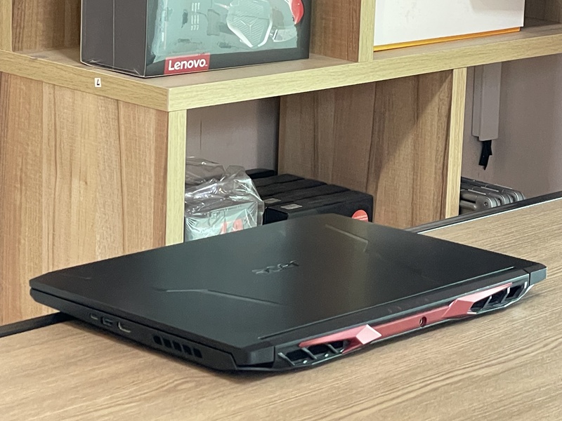 Acer Nitro 5 AN515-50QU