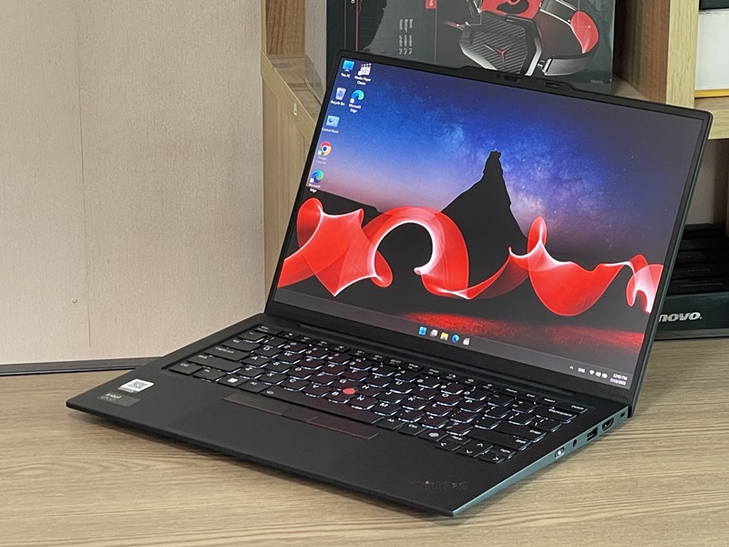 Lenovo Thinkpad X1 Carbon 12th