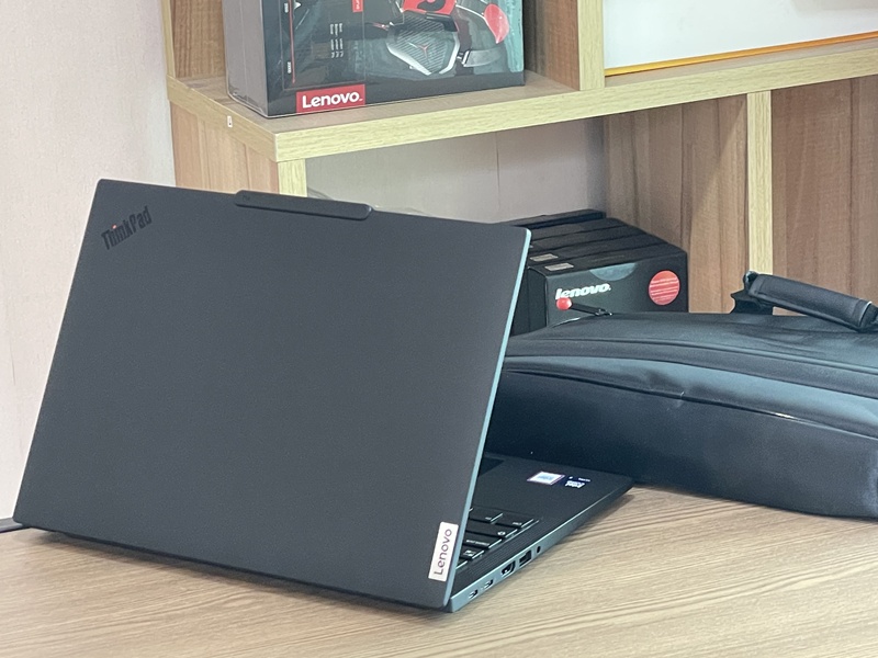 Lenovo ThinkPad T14 Gen 5